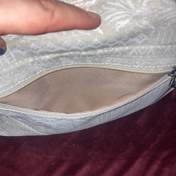 SAKROOTS Cream Off White Aztck Print Boho Shoulder Bag Hobo Purse main image 4